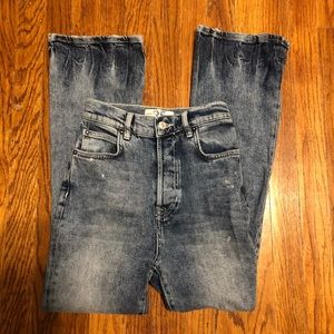 🌙FREE PEOPLE high-rise button fly straight leg jeans!! Amazing fit!